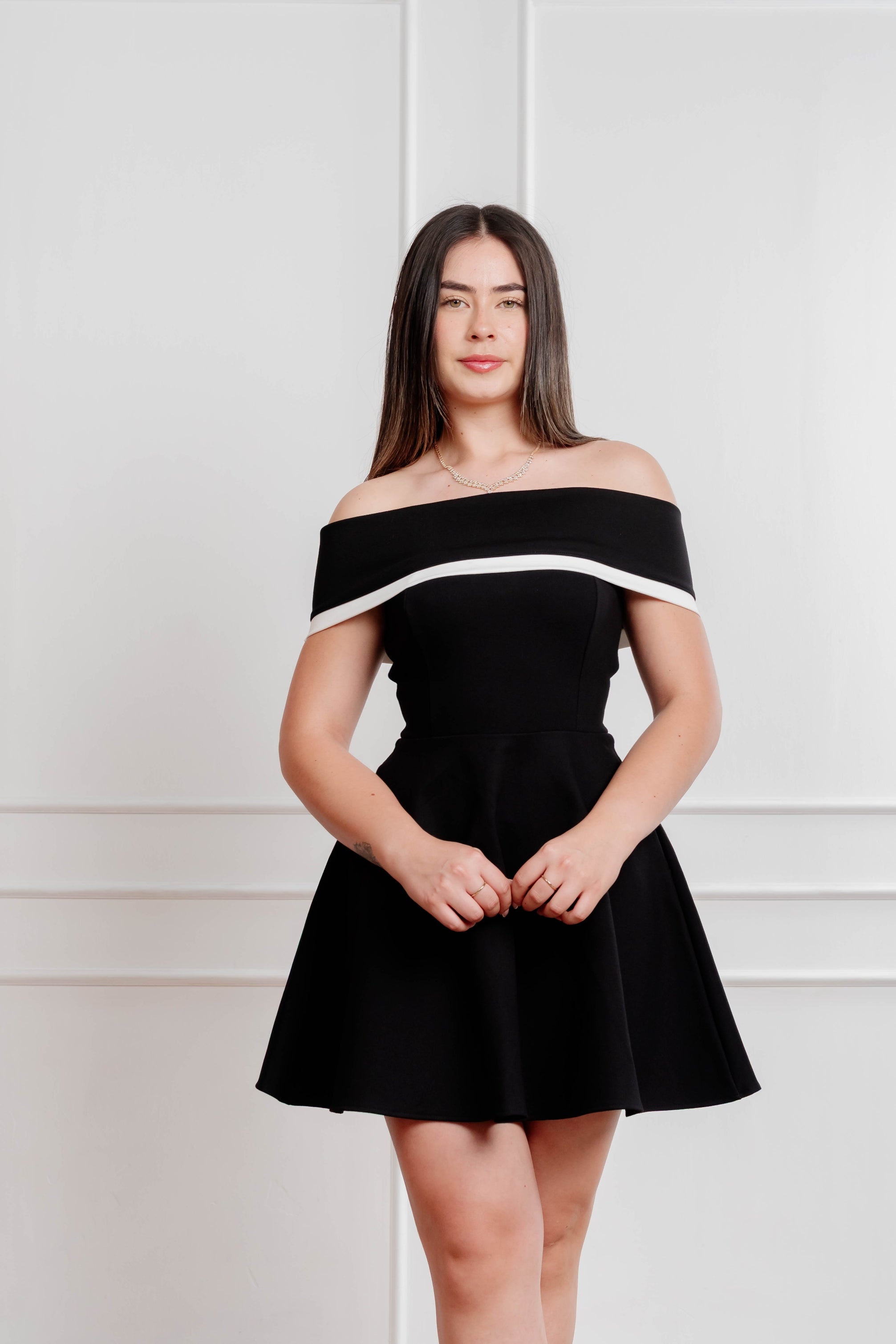 Vestido Sofia #18 Negro con pretina contraste