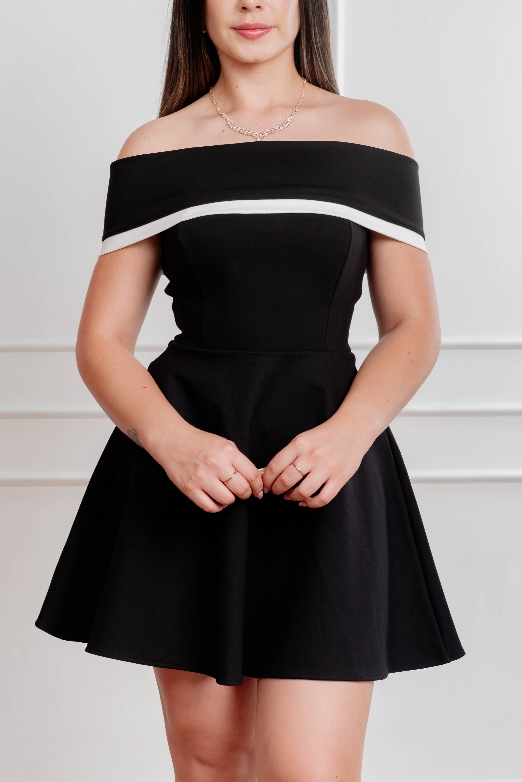 Vestido Sofia #18 Negro con pretina contraste