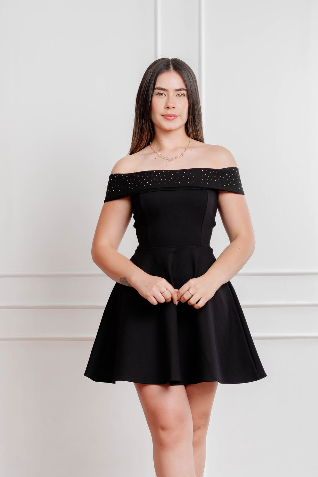 Vestido Sofia #18 Negro con pretina brillante